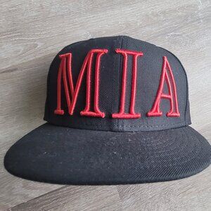 MENS - MIAMI HEAT HAT SIZE 7 - BARELY USED - LIKE NEW !